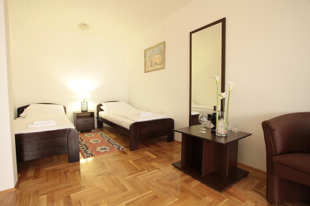 Hostel Royal Ομπρένοβατς Δωμάτιο φωτογραφία