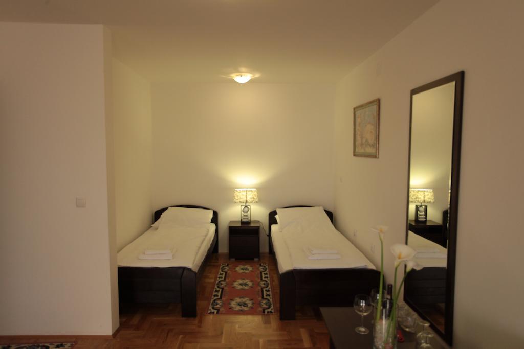 Hostel Royal Ομπρένοβατς Δωμάτιο φωτογραφία